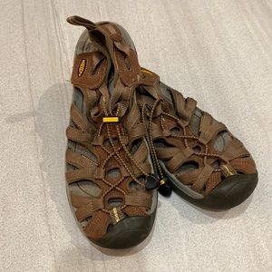 Keen Whisper Sandals Size 9.5
